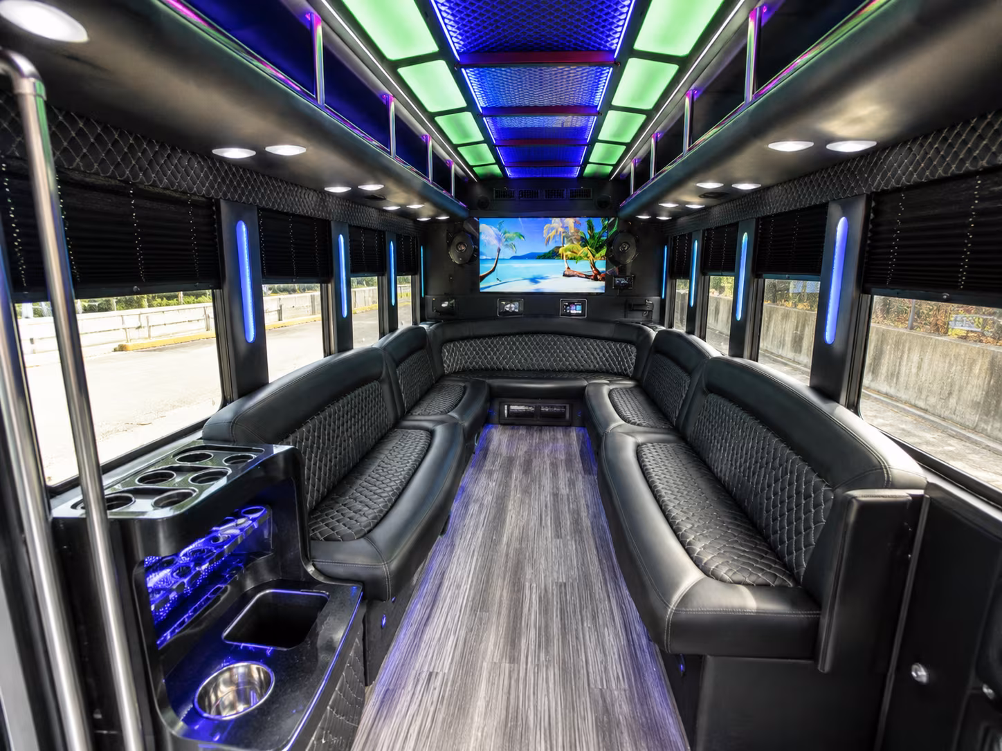 des moines 18 passenger party bus inside