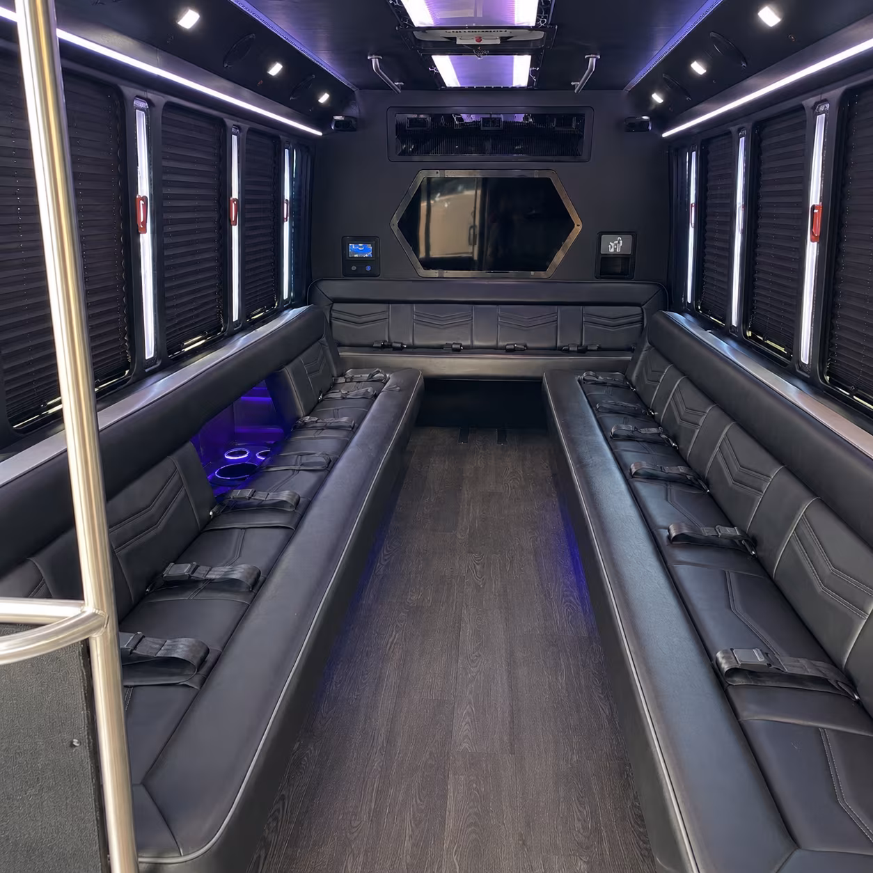 des moines 18 passenger party bus interior