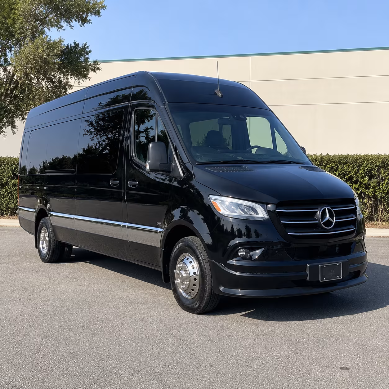 des moines long distance transportation onboard seating