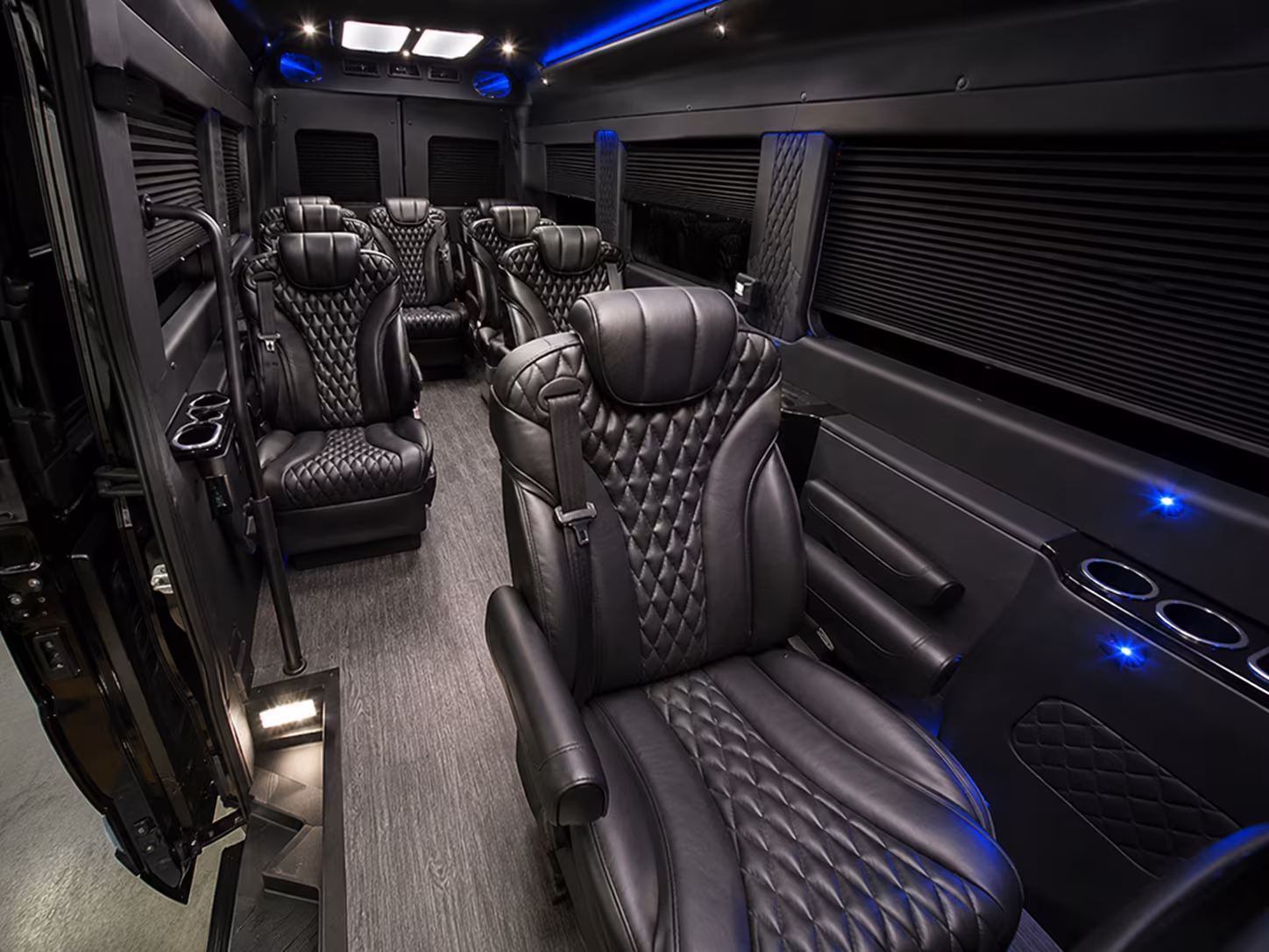des moines wedding transportation onboard seating