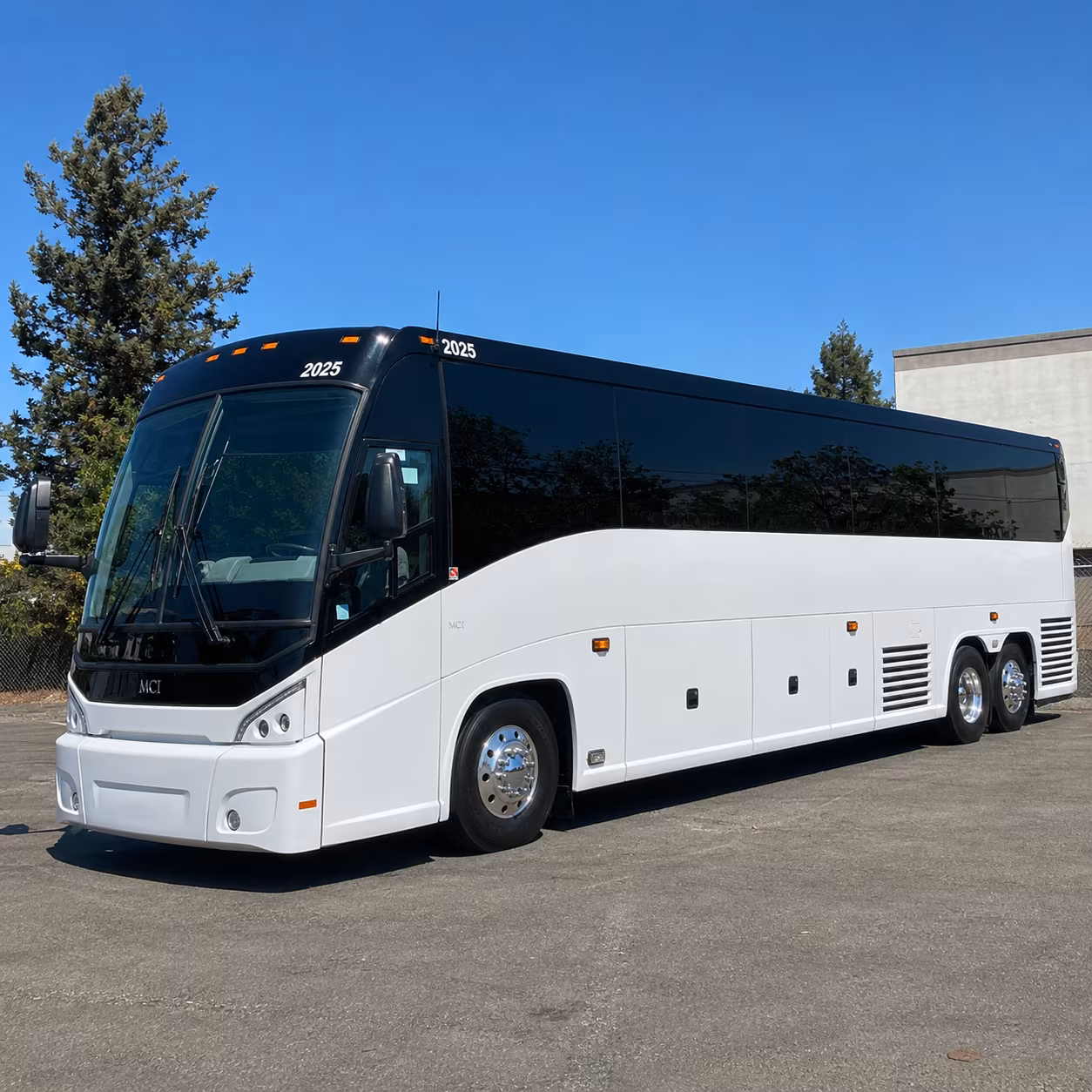 employee shuttle routes between downtown and the west des moines corporate corridor