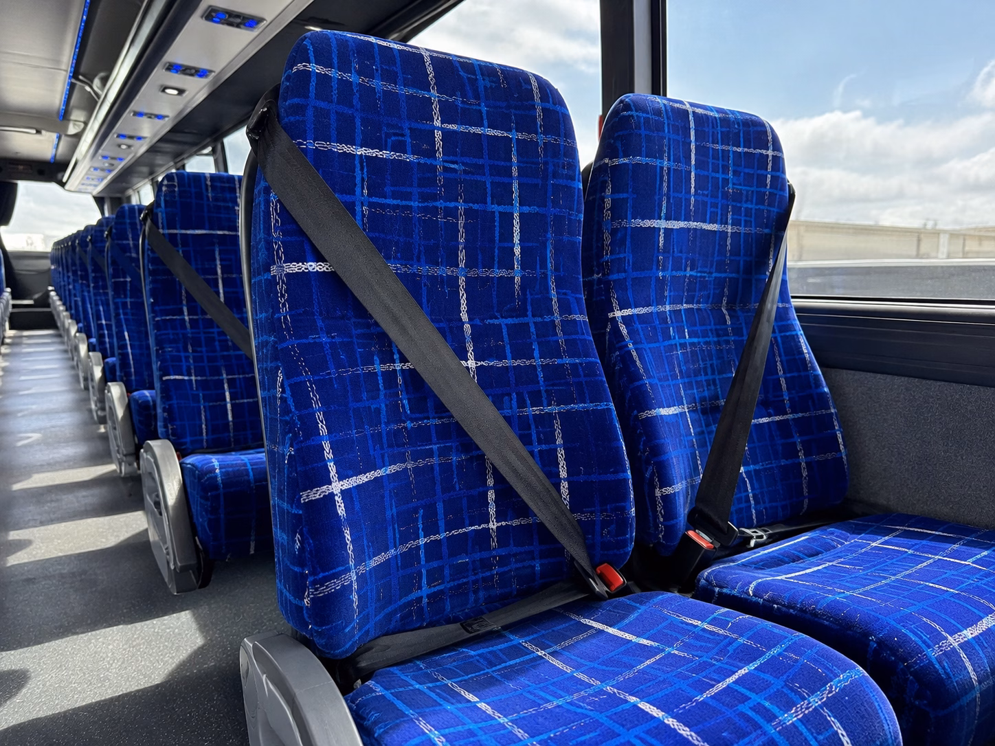 iowa speedway charter bus rentals for nascar indycar events in newton