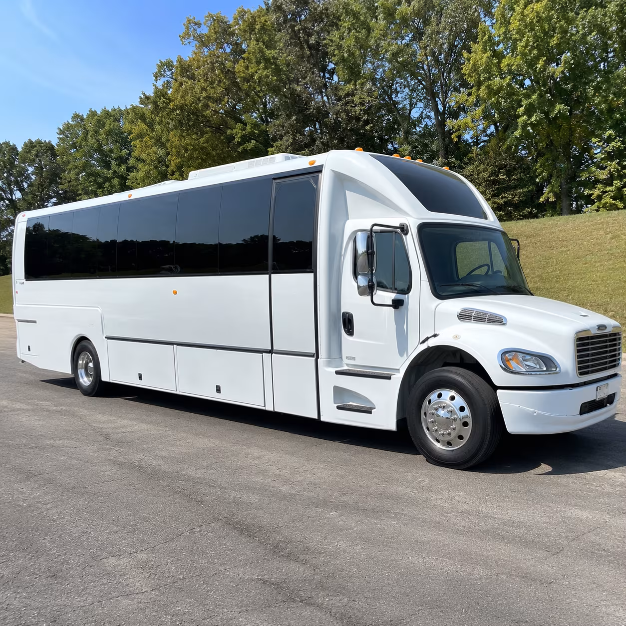 party buses for pre show nights out in des moines