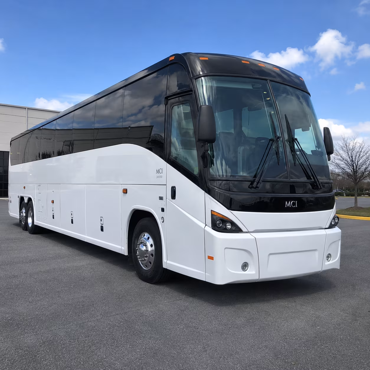 you can count on desmoinescoachbuscompany com for iowa state fair season shuttles and peak demand dates